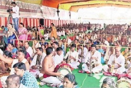 బ్రహ్మాండనాయకునికి 'నిత్యోత్సవం'