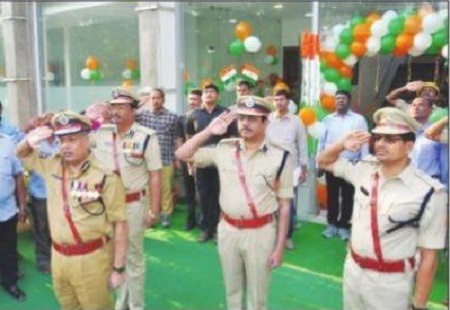 ఘనంగా గణతంత్ర వేడుకలు