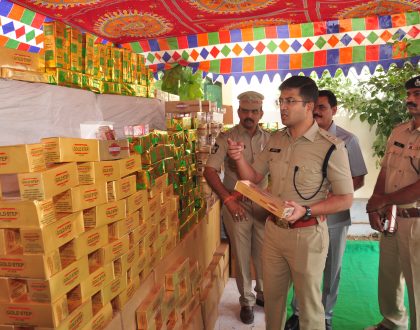 విజయవాడలో నకిలీ  సిగరెట్లను పెట్టేశారు..!
