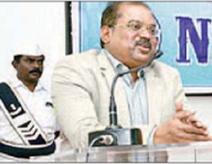 ప్రజాస్వామ్యంలో ఓటు శక్తివంతమైన సాధనం