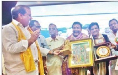 సెల్‌తో ఆత్మీయతానురాగాలు అదృశ్యం