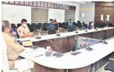 మాదక ద్రవ్యాలకు విద్యార్థులు దూరంగా ఉండాలి