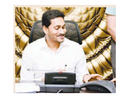 ఇసుక అక్రమాలకు అడ్డుకట్ట