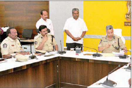 కమిషనరేట్‌లో 'గ్రీవెన్స్ సెల్'