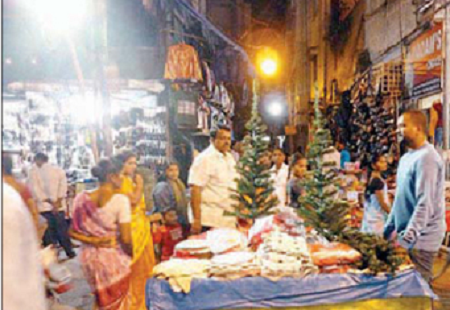 నగరంలో క్రిస్మస్ సందడి