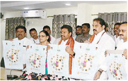 ప్రధాన ఆలయాల వివరాలతో అందంగా క్యాలండర్