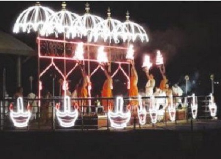కృష్ణానదీమ తల్లికి నవహారతులు