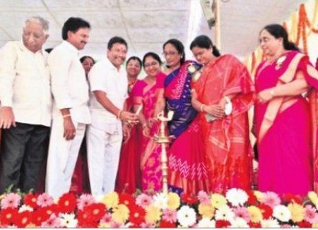 మనసుపరిమళించెనే