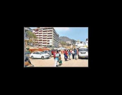 భక్తుల ముసుగులో దొంగలు