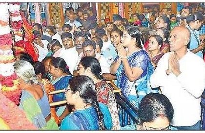 ఇంద్రకీలాద్రికి శ్రావణ శోభ