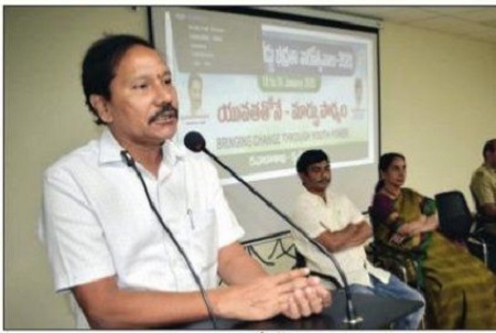 ప్రతి ఒక్కరూ ట్రాఫిక్ నిబంధనలను పాటించాలి
