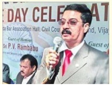 స్వాతంత్య్ర సమరయోధుల త్యాగాలు ఎనలేనివి