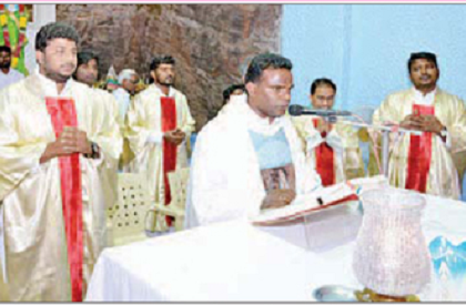 8వ రోజుకు గుణదలమాత నవదిన ప్రార్థనలు