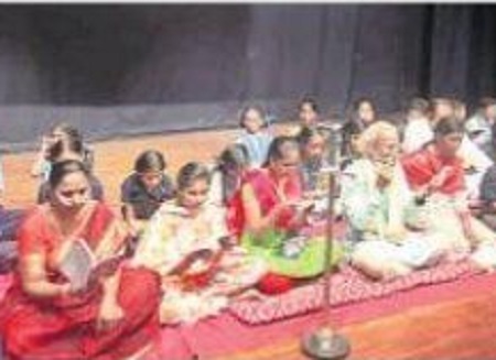 సందేహాల నివృత్తికి భగవద్గీత దోహదం