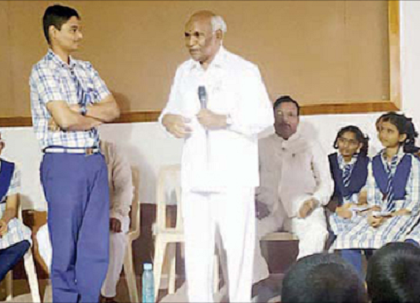 అలరించిన భగవద్గీత అవధానం