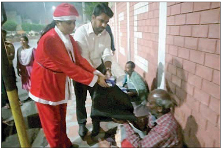 నిరాశ్రయులకు క్రిస్మస్ శుభాకాంక్షలు