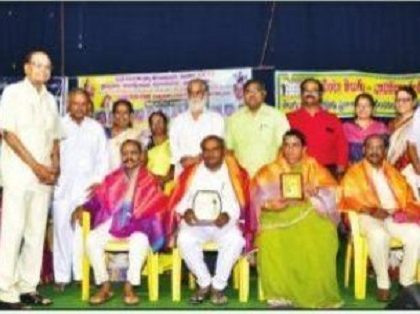 రంజింపజేసిన సినీ సంగీత విభావరి