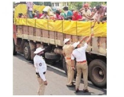 వలస కూలీలను స్వస్థలాలకు చేర్చడమే లక్ష్యం: ఐజీ
