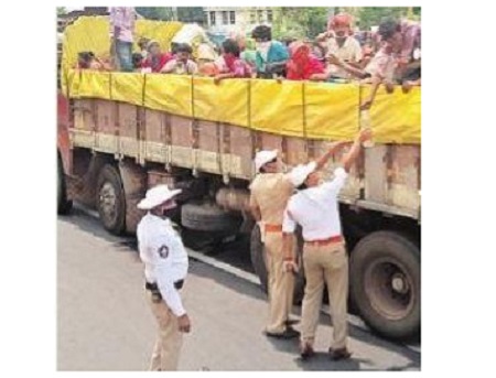 వలస కూలీలను స్వస్థలాలకు చేర్చడమే లక్ష్యం: ఐజీ