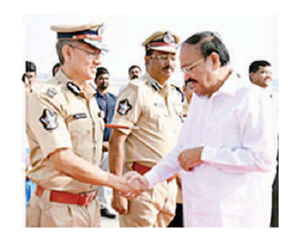 ఉపరాష్ట్రపతికి ఘనంగా వీడ్కోలు