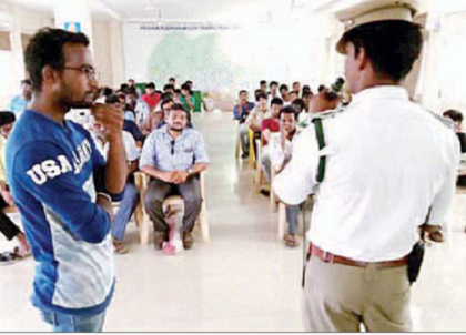 వాహన చోదకులకు కౌన్సెలింగ్