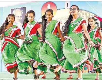 ఆట, పాటలతో కూడిన చదువు  అవసరం