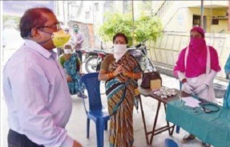 నగరంలో కలెక్టర్ సుడిగాలి పర్యటన