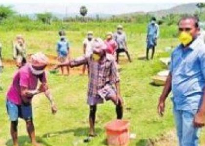 విపత్తులోనూ ఉపాధి