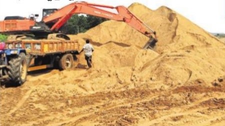 ఇసుక సిరి.. నిఘా గురి!