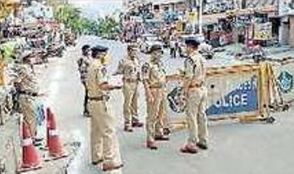 మన చేతుల్లోనే  కోవిడ్-19 కట్టడి: సీపీ
