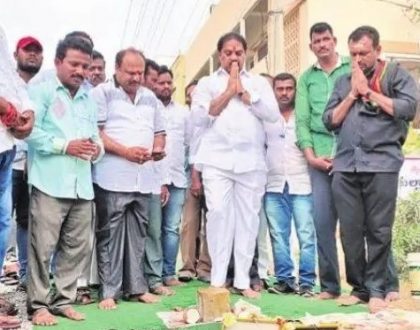 అభివృధ్ధి కి అడుగులు