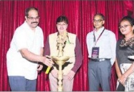జీవ సాంకేతిక విజ్ణానానికి ఉజ్వల భవిష్యత్తు