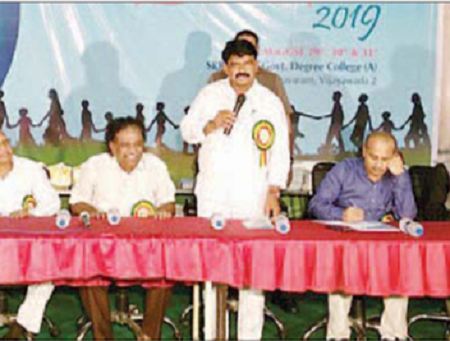 అన్ని రంగాలు, వృత్తులు ఉపయుక్తమే