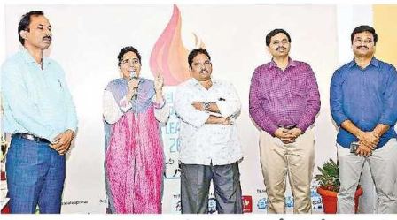 అదుర్స్