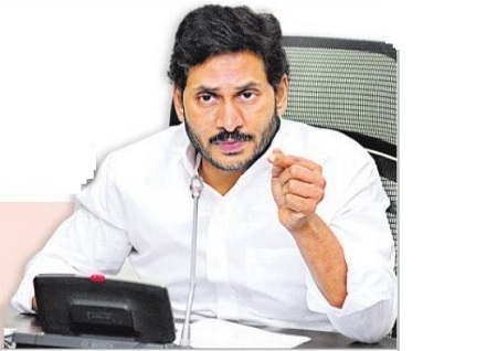 ప్రతి గ్రామంలో పది క్వారంటైన్ బెడ్స్