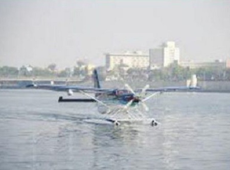 మనకు నీటి విమానాలు