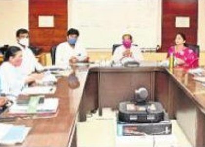 ఇసుక పుష్కలం
