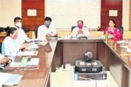 ఇసుక పుష్కలం