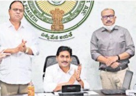3 రాజధానులతో 3 ప్రాంతాలకు సమన్యాయం
