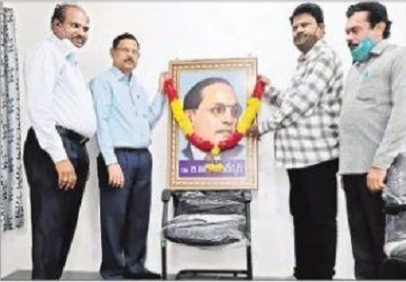 రాజ్యాంగ స్ఫూర్తికి అనుగుణంగా పాలన