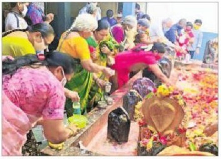 భక్తిశ్రద్ధలతో నాగుల చవితి వేడుకలు