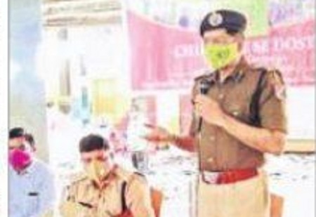 బాలల హక్కుల రక్షణకు చైల్డ్లైన్ కృషి