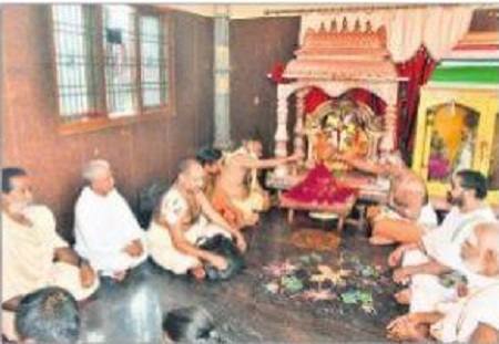 దుర్గమ్మ సన్నిధిలో కార్తిక శోభ