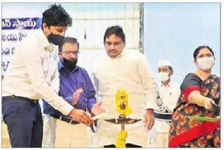 గ్రామ సచివాలయ వ్యవస్థతో సత్వర సేవలు