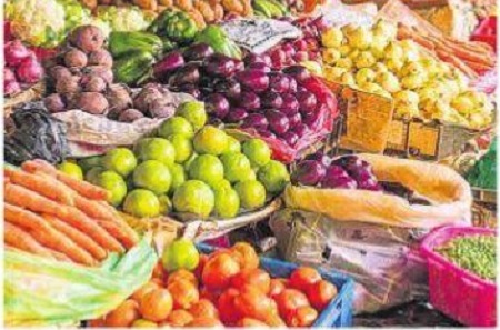 దిగొస్తున్నాయ్!