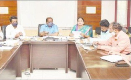 నగరంలో నేడు సెమీ క్రిస్మస్ వేడుకలు
