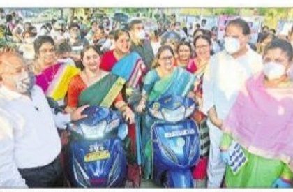 ఉత్సాహంగా మహిళా మార్చ్