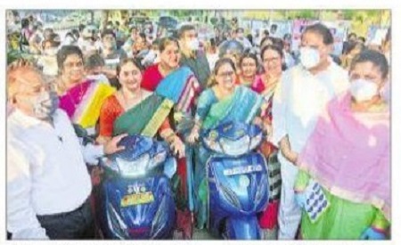 ఉత్సాహంగా మహిళా మార్చ్