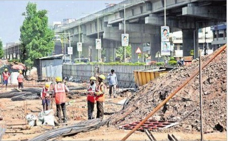 ఫ్లైఓవర్ పనులు రయ్ రయ్!