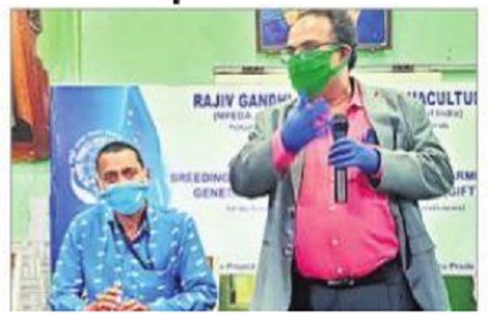 విద్యార్థులు పారిశ్రామికవేత్తలుగా ఎదగాలి
